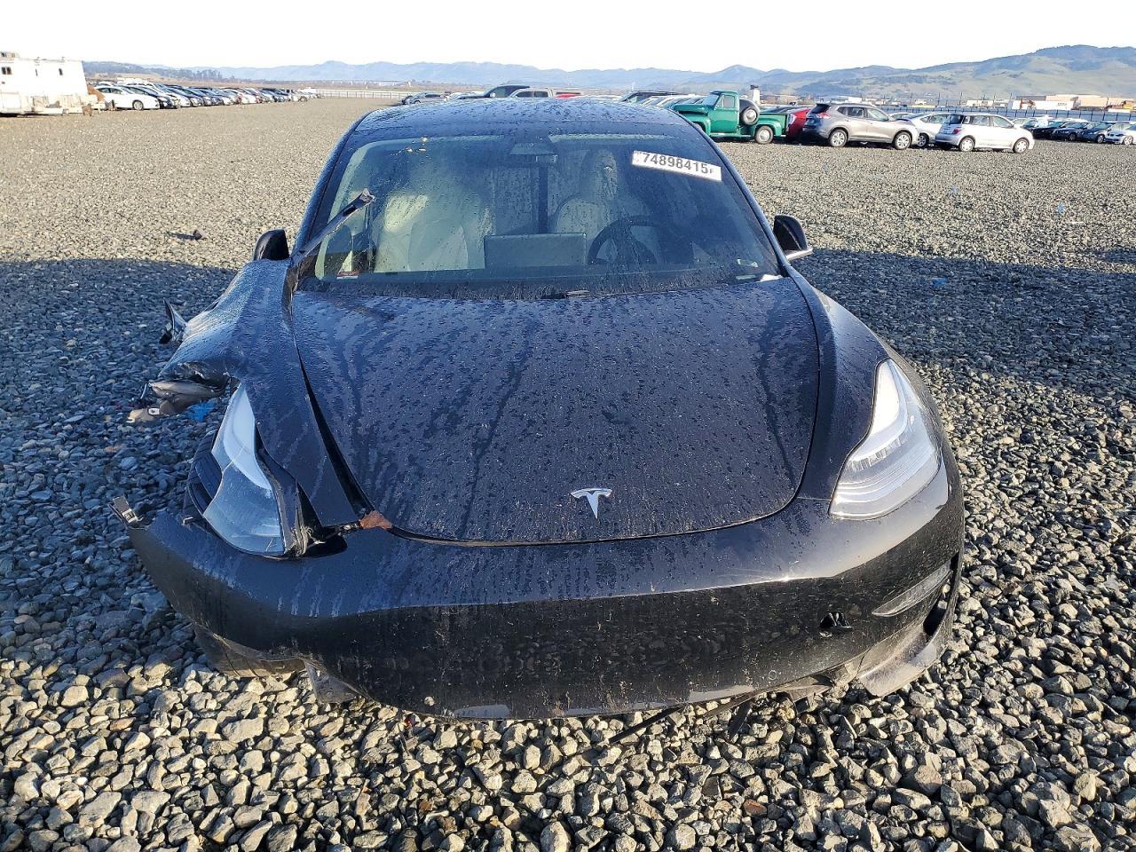 2020 Tesla Model 3 - Фото 5