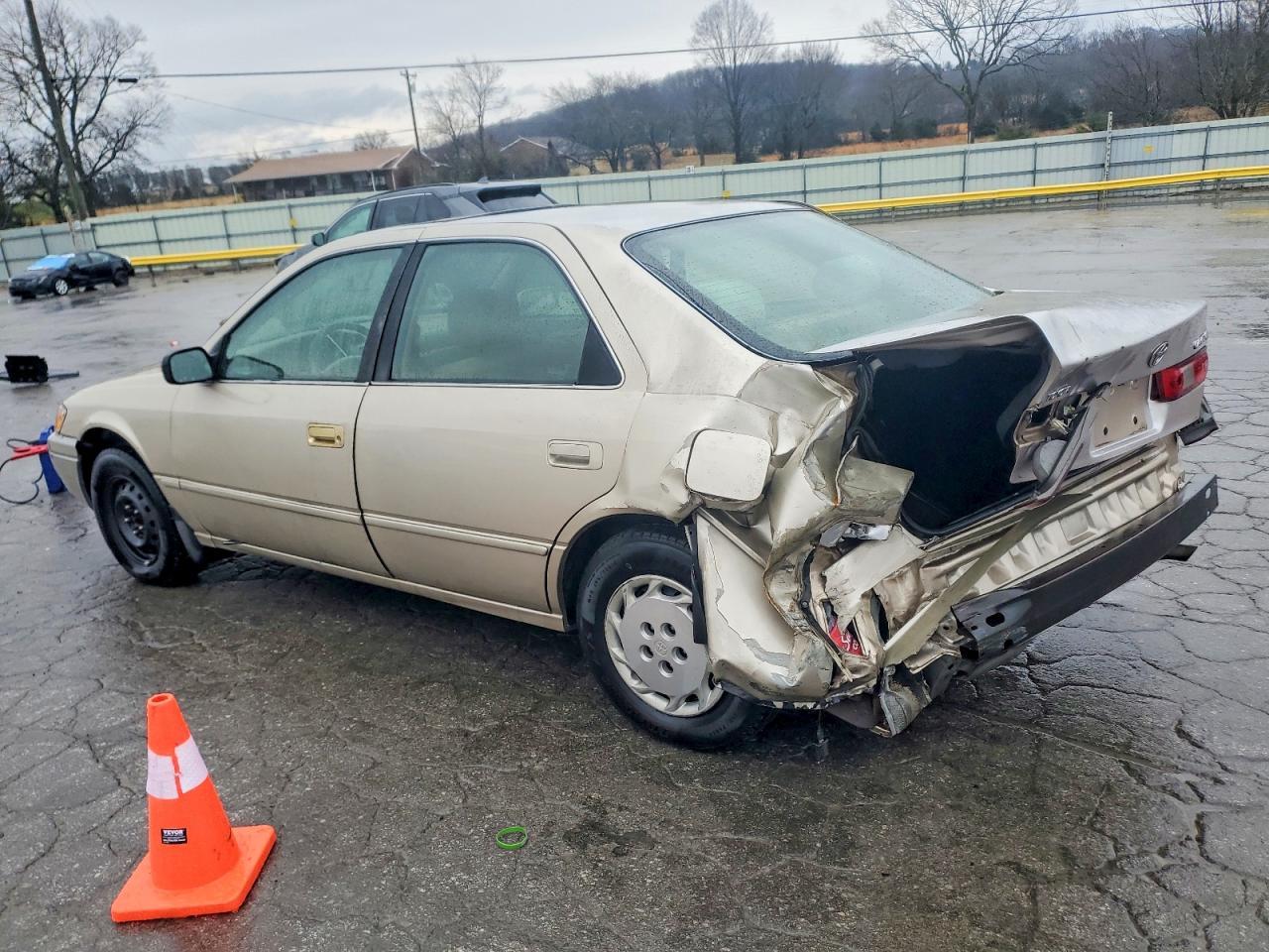 1998 Toyota Camry Ce - Image 2