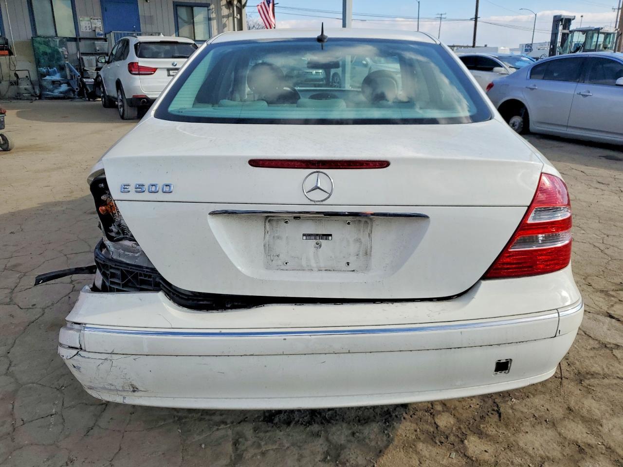 2004 Mercedes-Benz E 500 - Фото 6