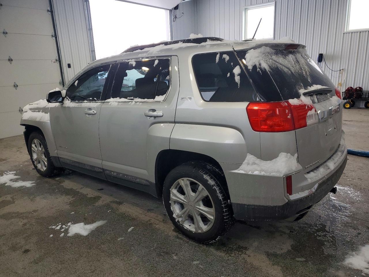 2017 GMC Terrain Sle - Image 2