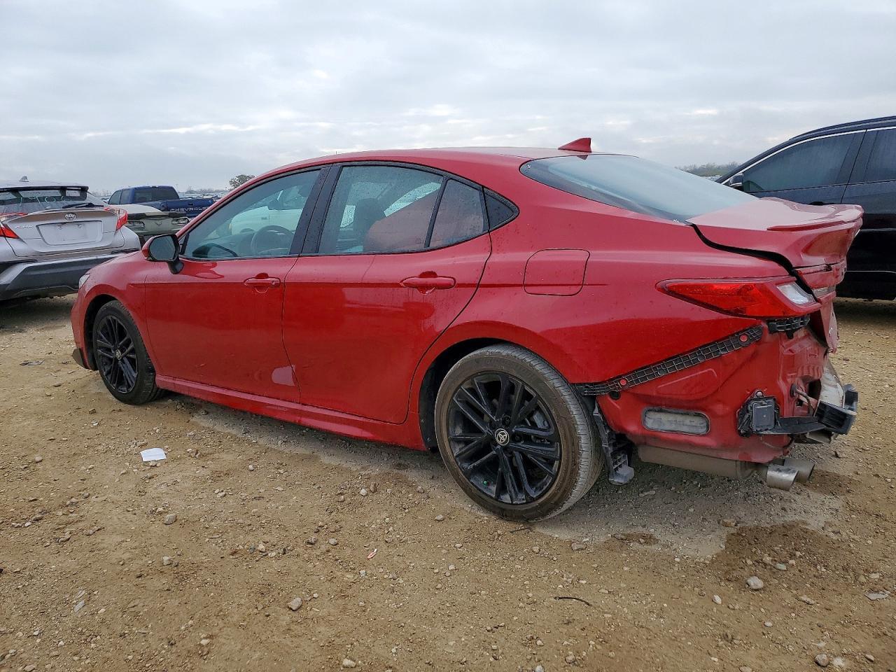 2025 Toyota Camry Xse - Фото 2