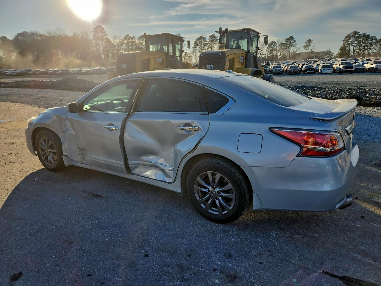 2015 Nissan Altima 2.5 - Фото 2