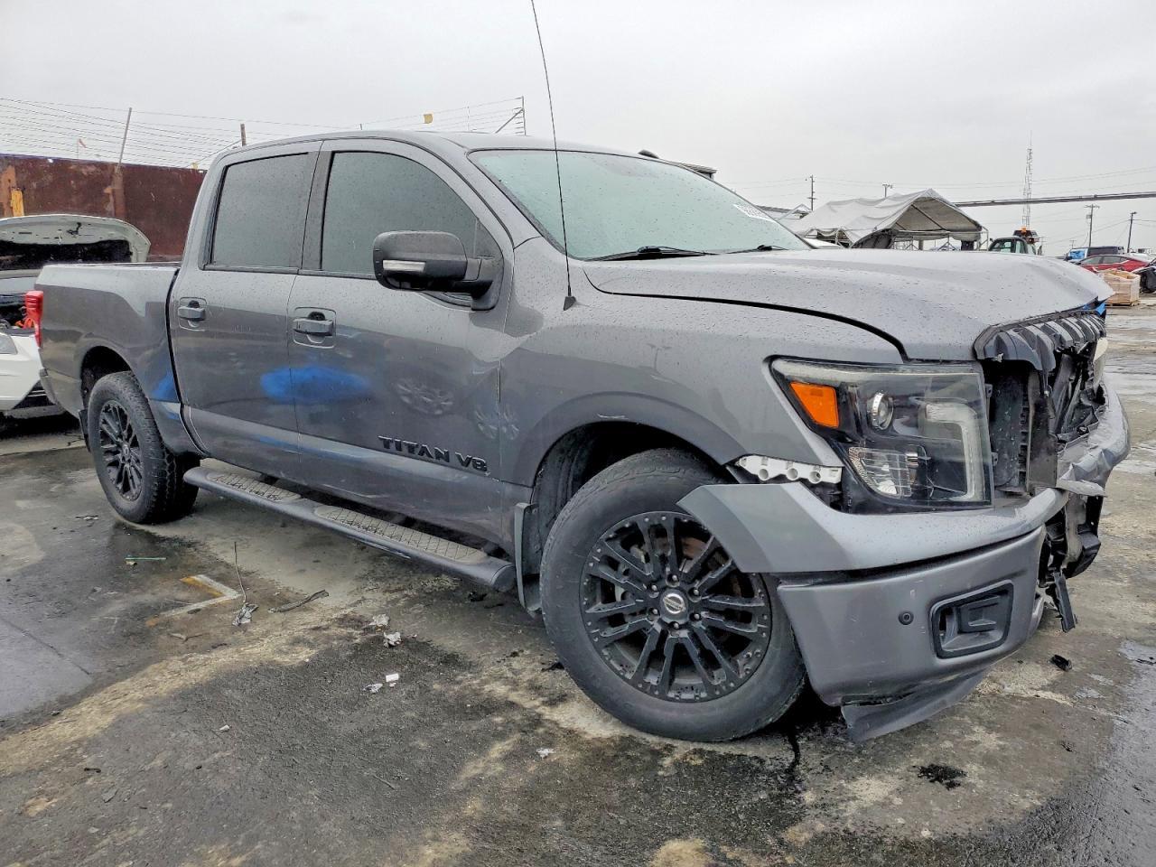 2019 Nissan Titan Platinum Reserve - Фото 4