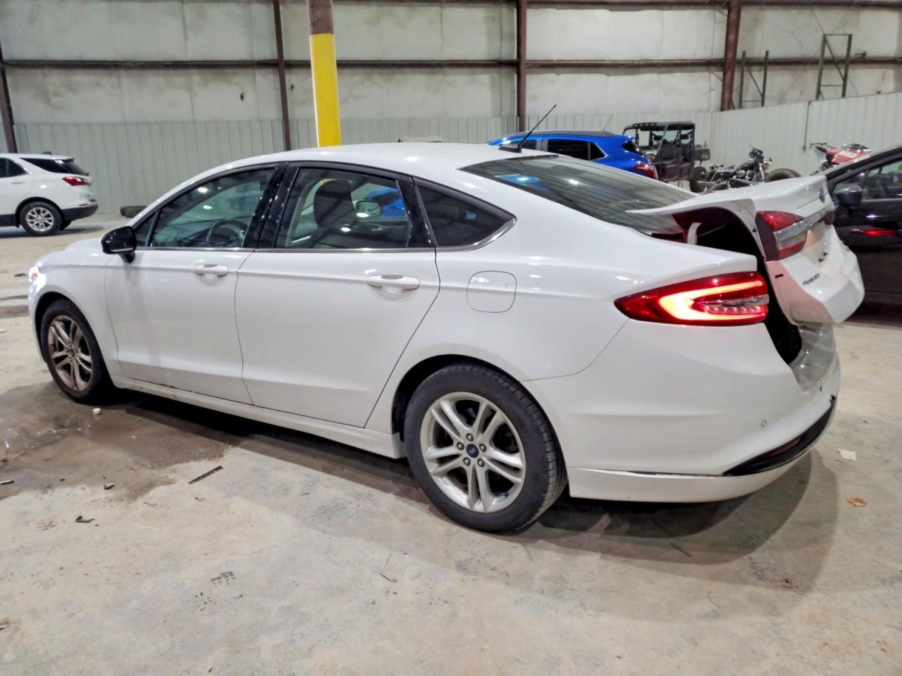 2018 Ford Fusion Se - Фото 2