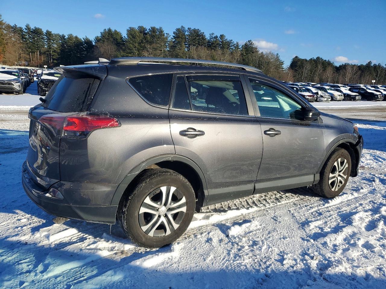 2018 Toyota Rav4 Le - Фото 3
