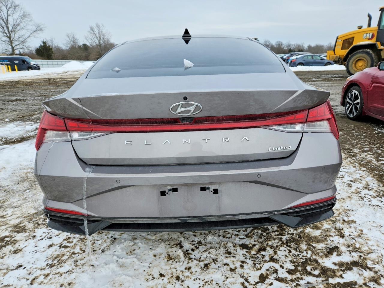 2023 Hyundai Elantra Limited - Image 6