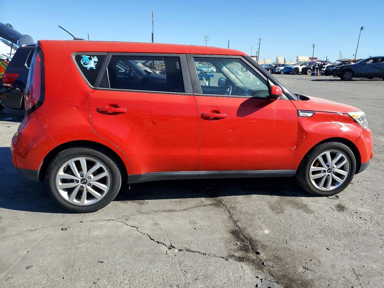 2019 Kia Soul + - Image 3