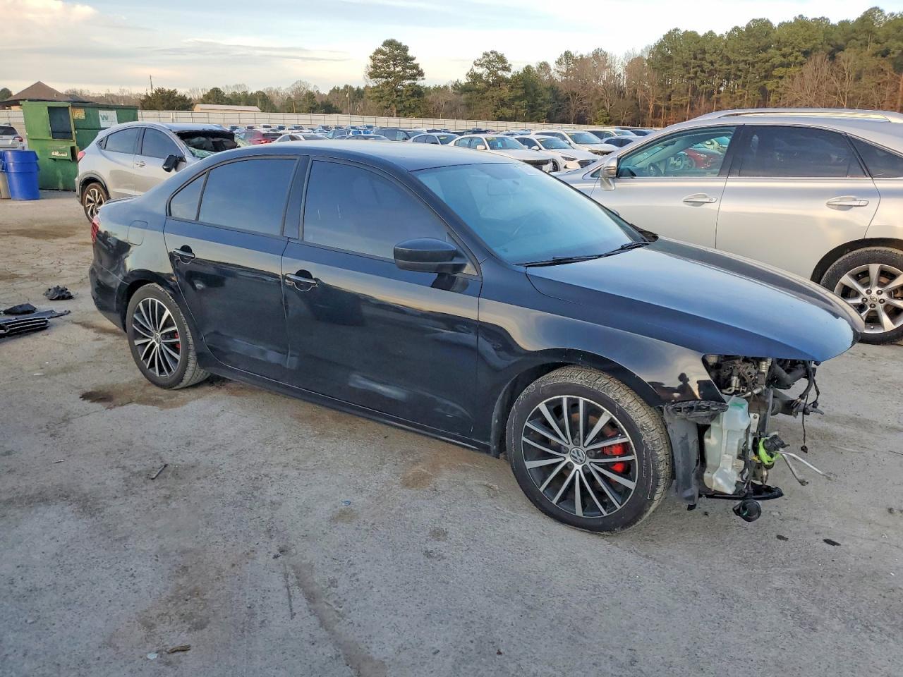 2016 Volkswagen Jetta Sport - Image 4