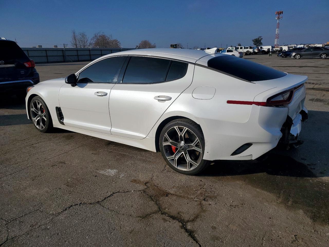 2020 Kia Stinger Gt - Image 2