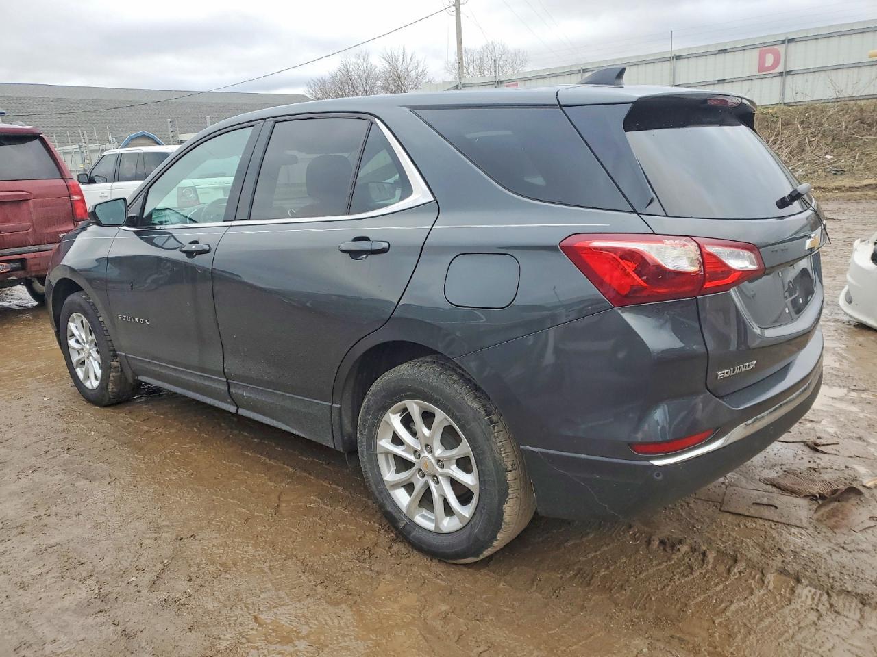 2020 Chevrolet Equinox Lt - Image 2