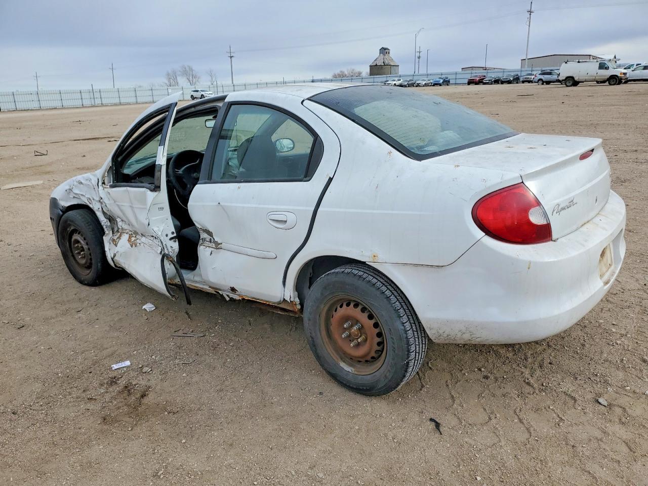 2000 Plymouth Neon Base - Фото 2