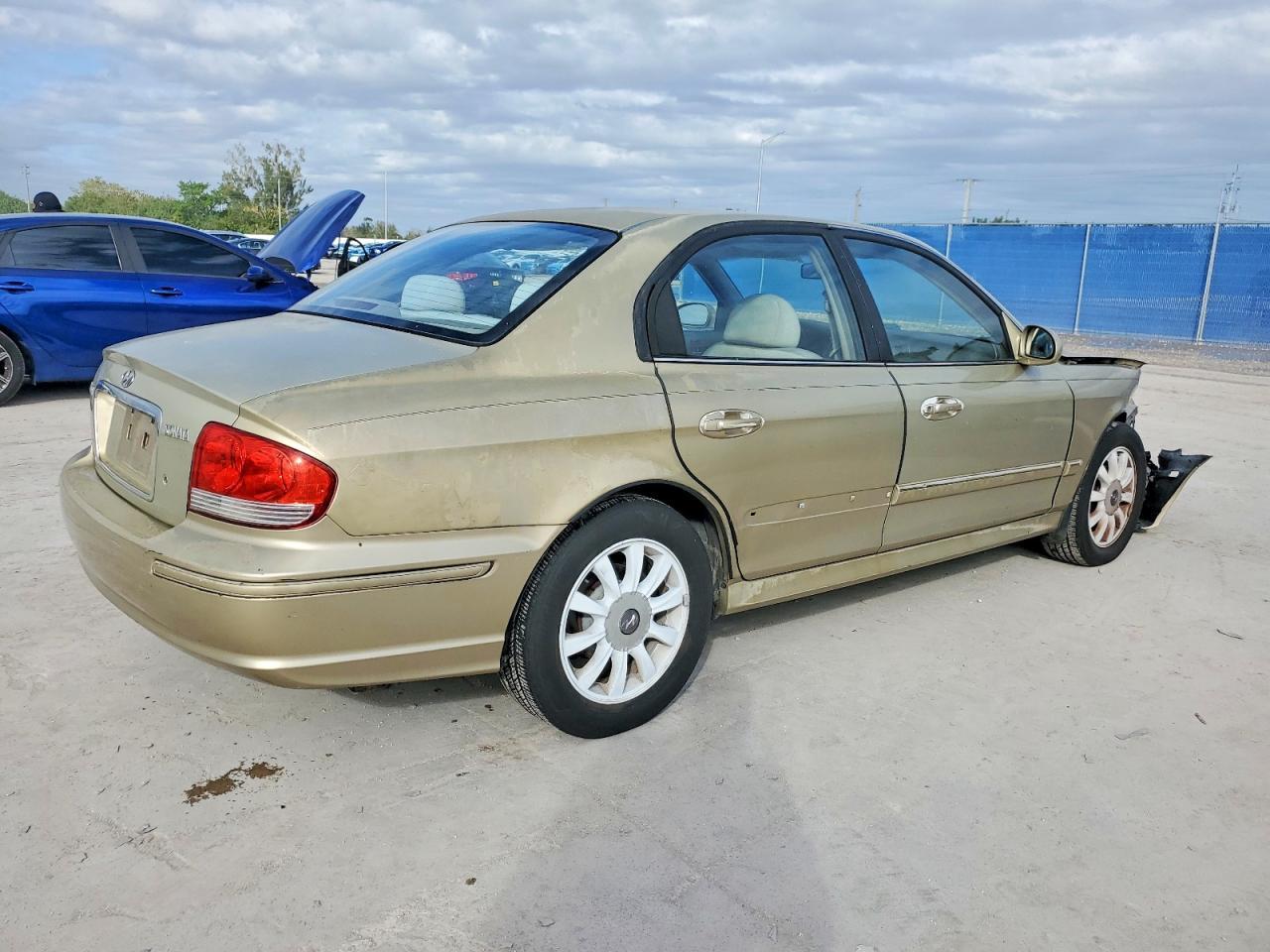 2004 Hyundai Sonata Gls - Image 3