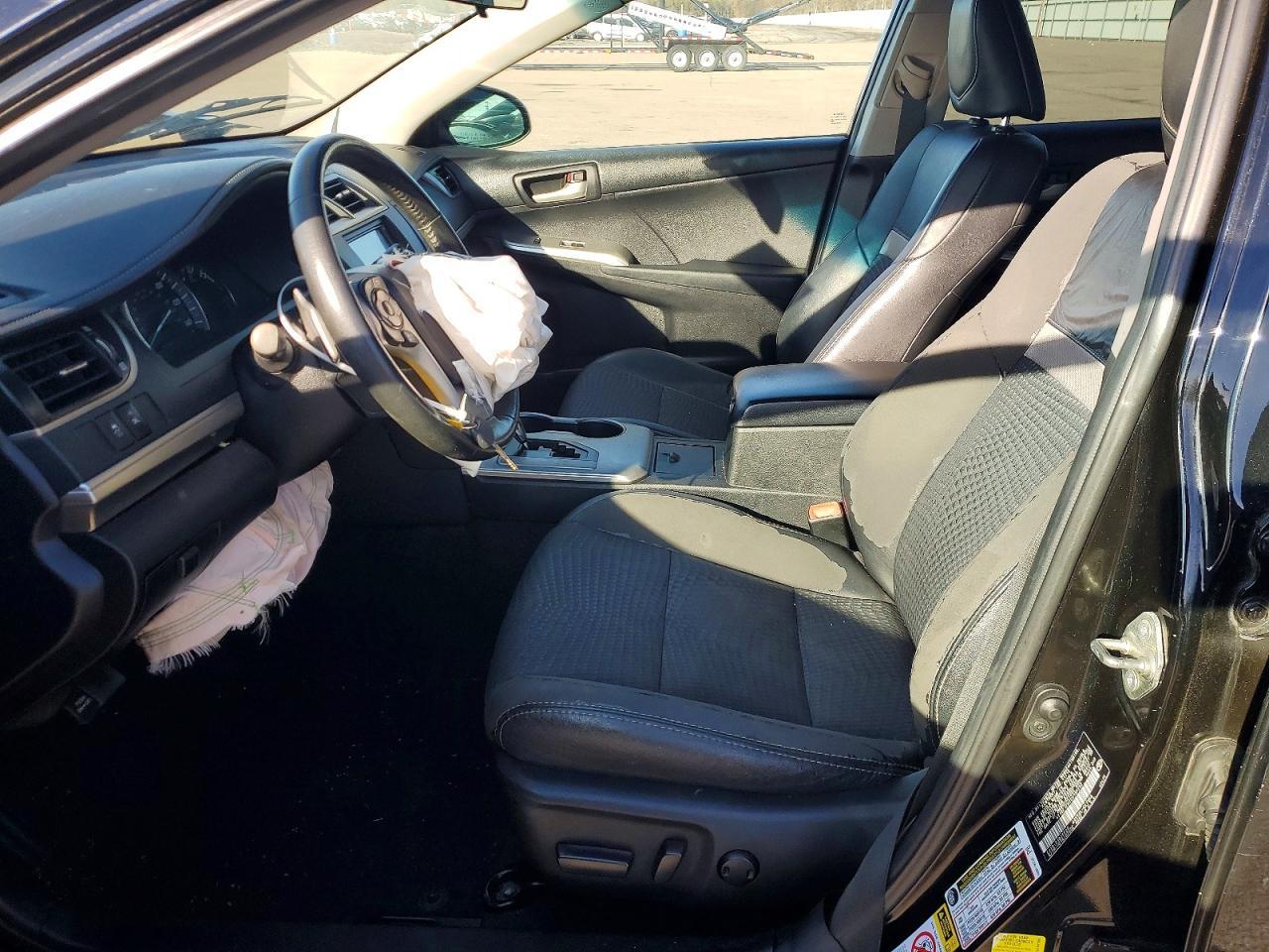 2012 Toyota Camry Base - Фото 7