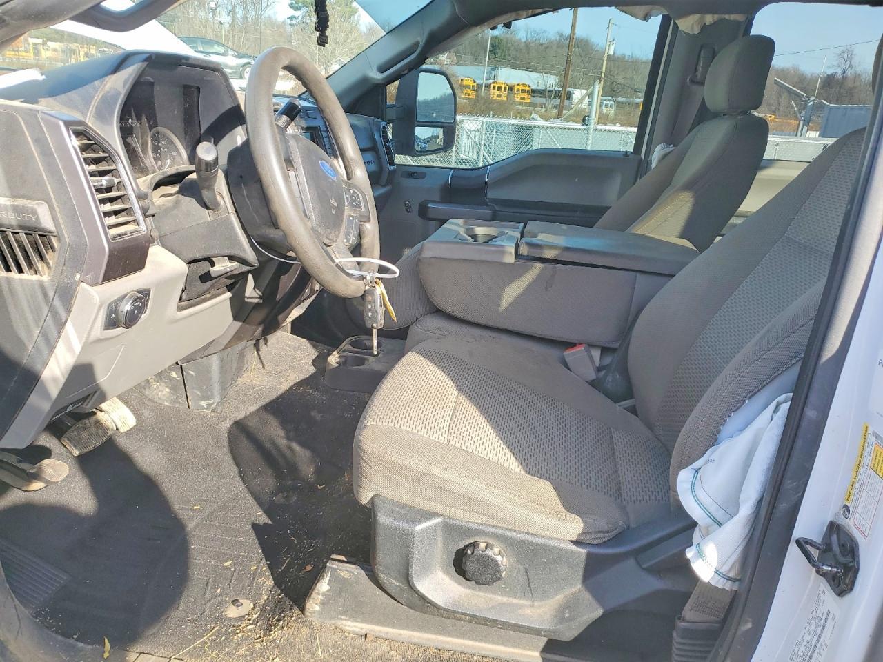 2019 Ford F250 Super Duty - Фото 7
