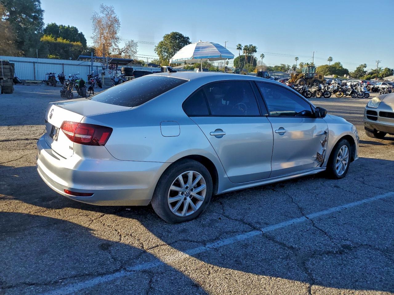 2016 Volkswagen Jetta S - Фото 3