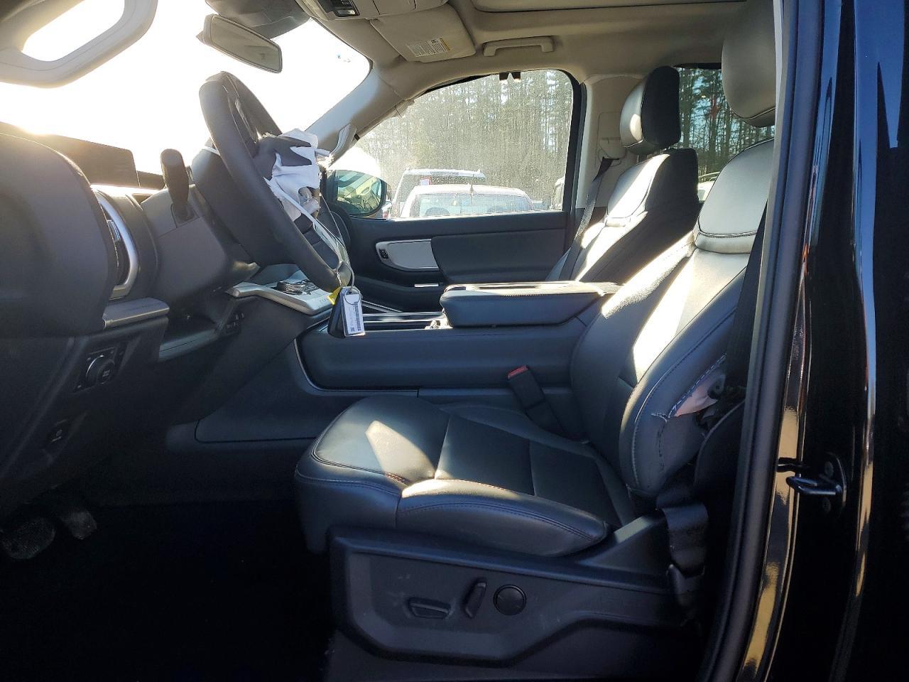 2025 Ford Expedition Max Active - Image 7