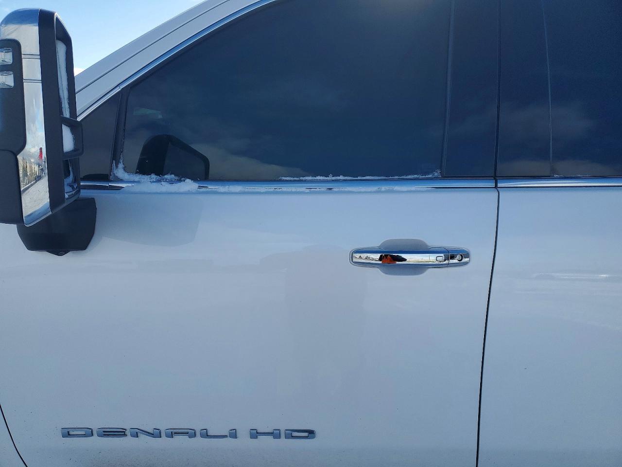 2024 GMC Sierra K2500 Denali - Image 7