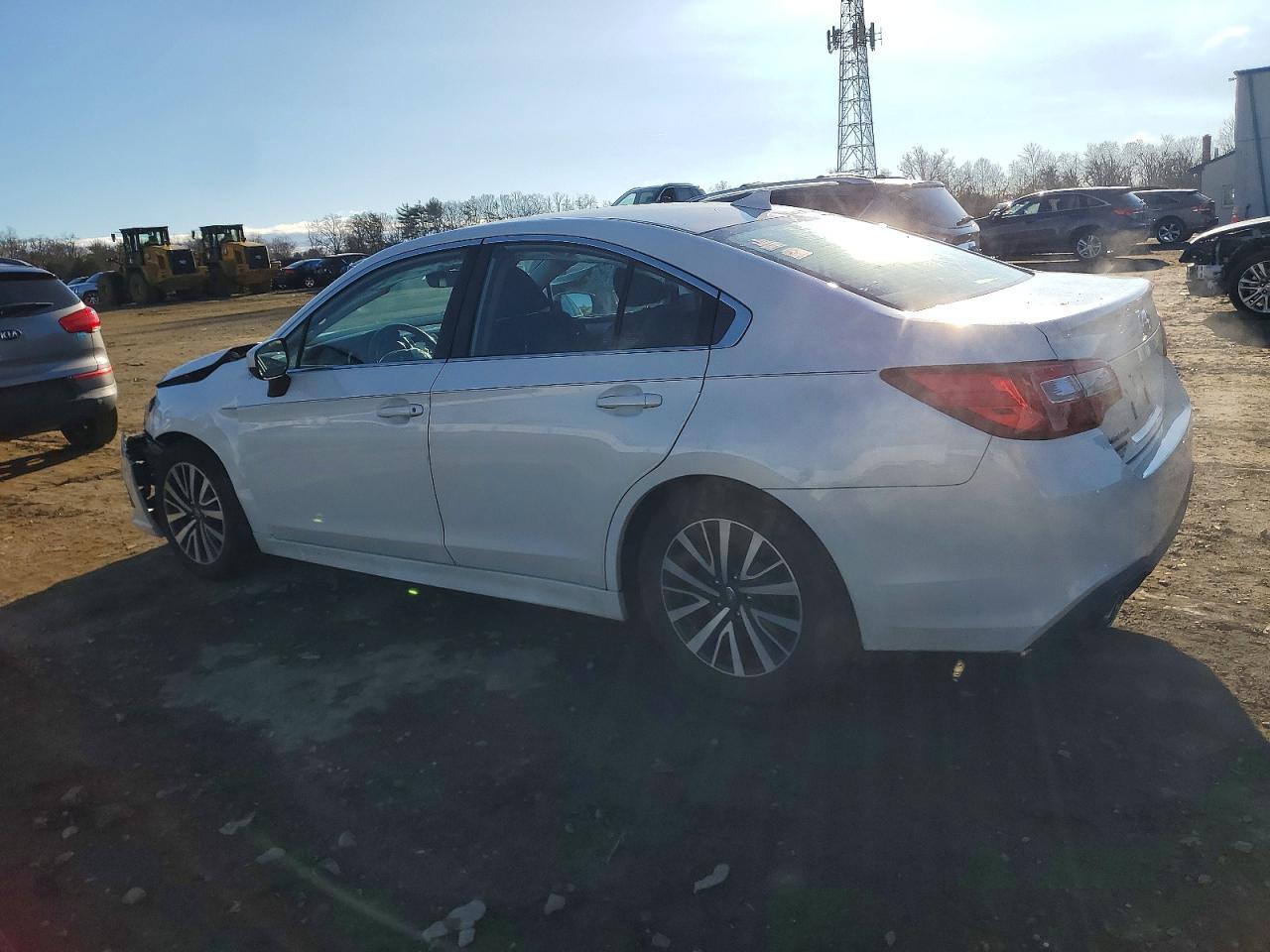 2019 Subaru Legacy 2.5I Premium - Фото 2