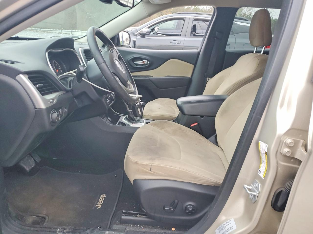 2015 Jeep Cherokee Latitude - Фото 7