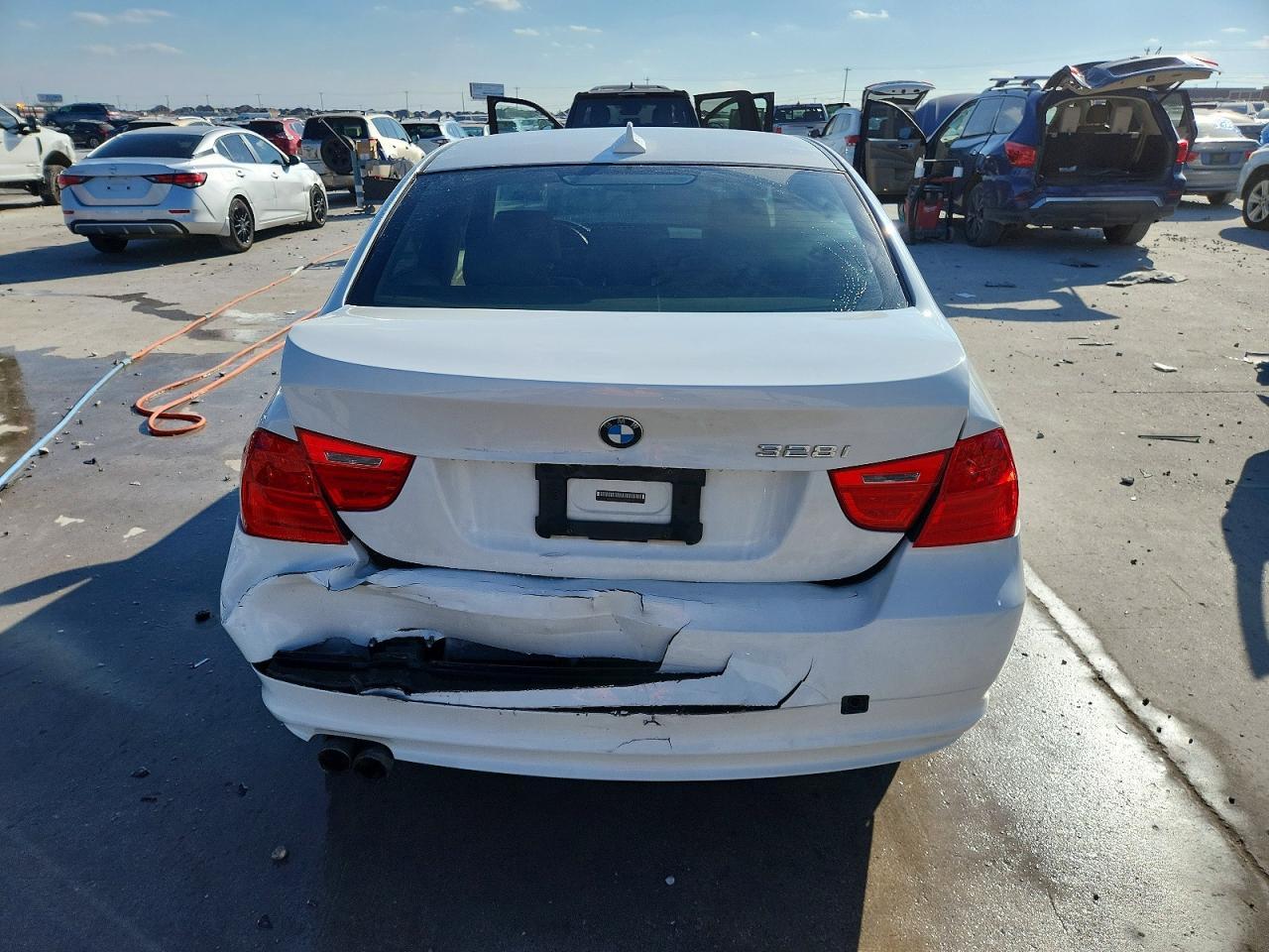 2010 BMW 328 I - Image 6