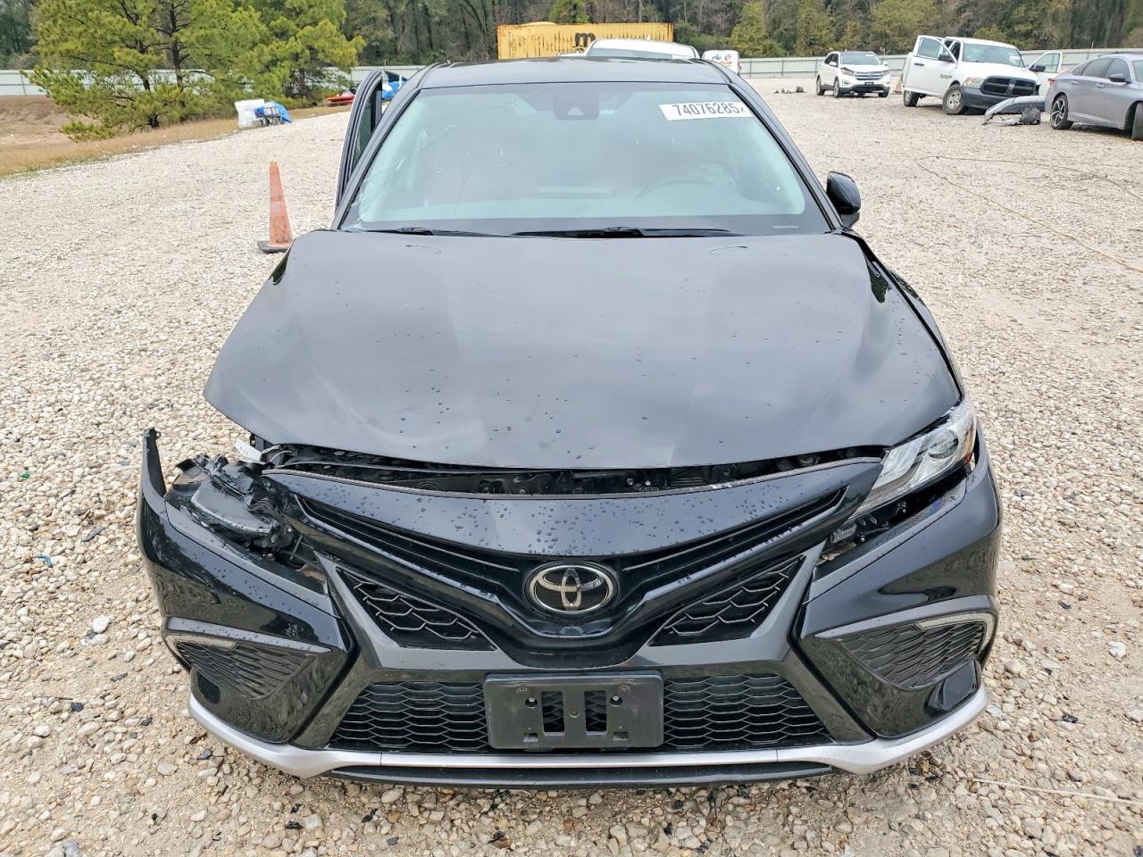 2022 Toyota Camry Xse - Фото 5