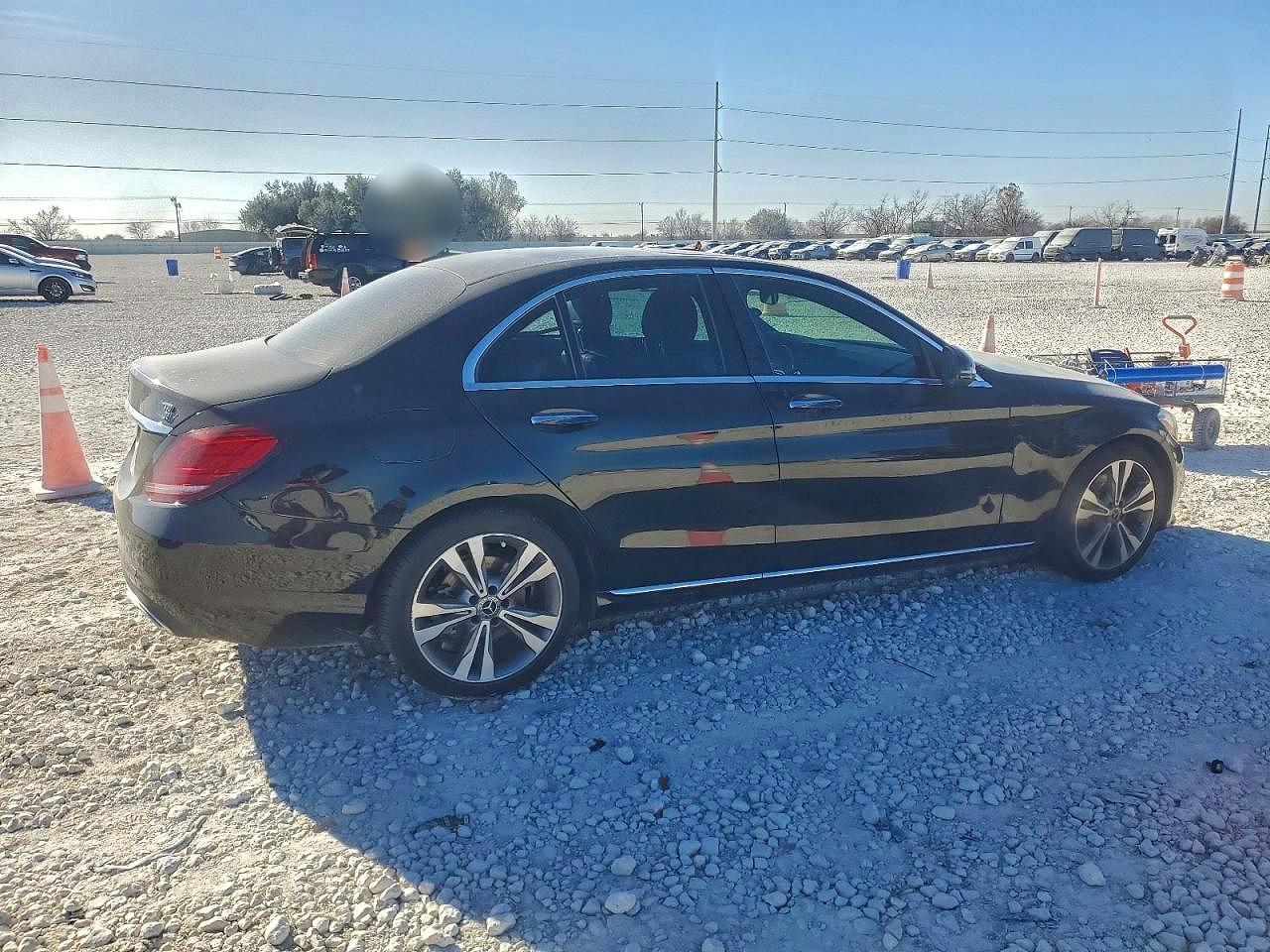 2020 Mercedes-Benz C 300 - Фото 3
