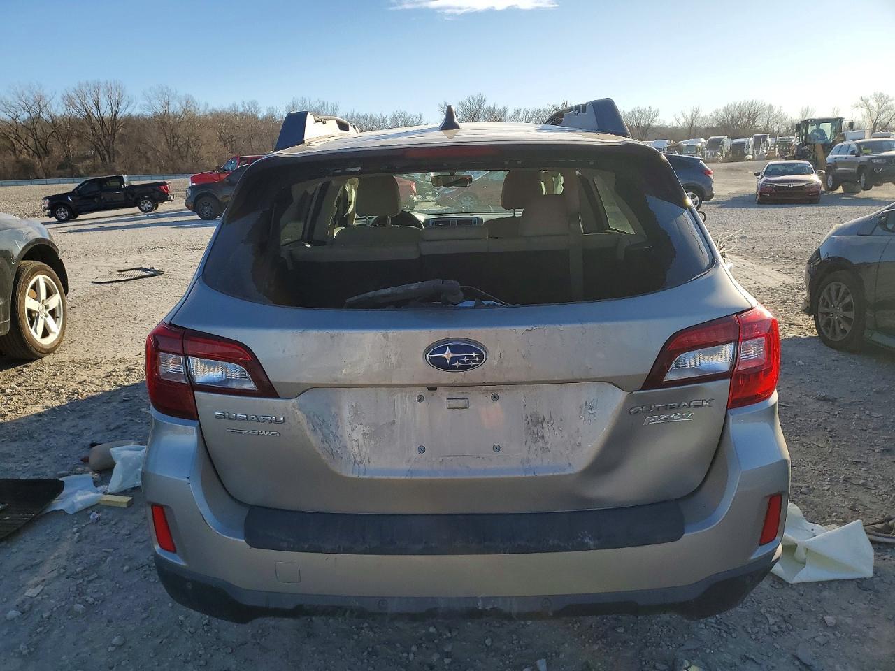 2017 Subaru Outback 2.5I Limited - Image 6