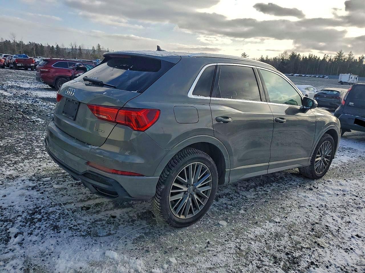 2020 Audi Q3 Premium Plus S-Line - Фото 3