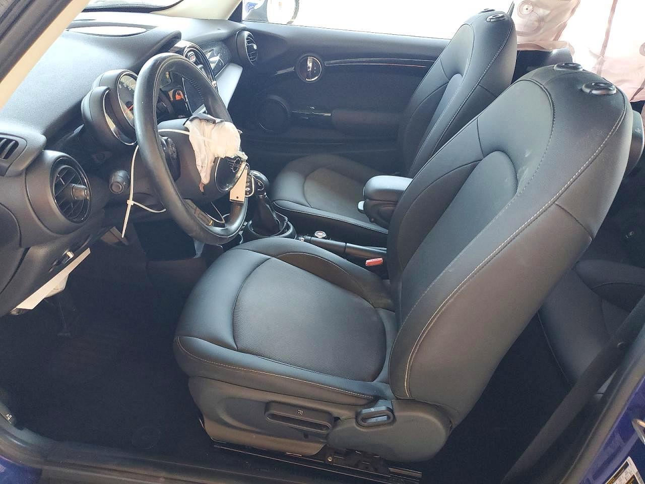 2019 Mini Cooper - Image 7