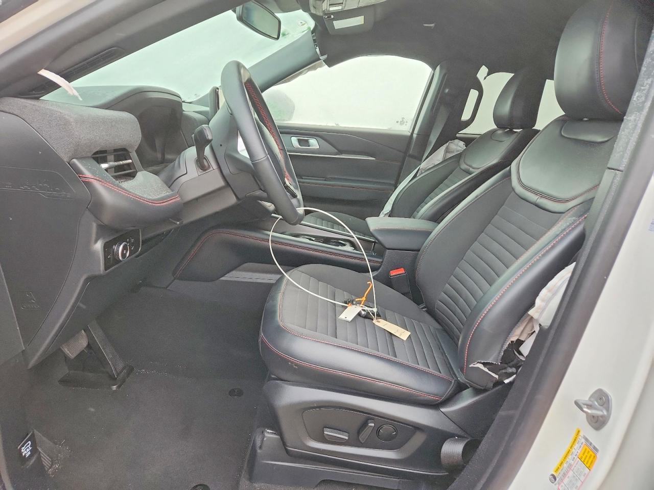 2025 Ford Explorer St-Line - Фото 7