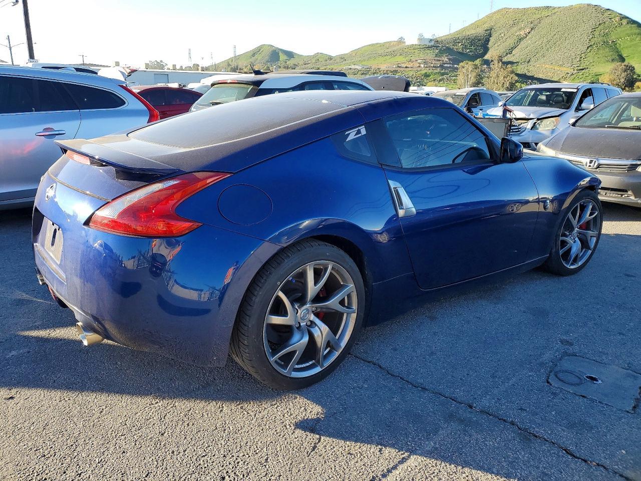 2017 Nissan 370Z Base - Фото 3