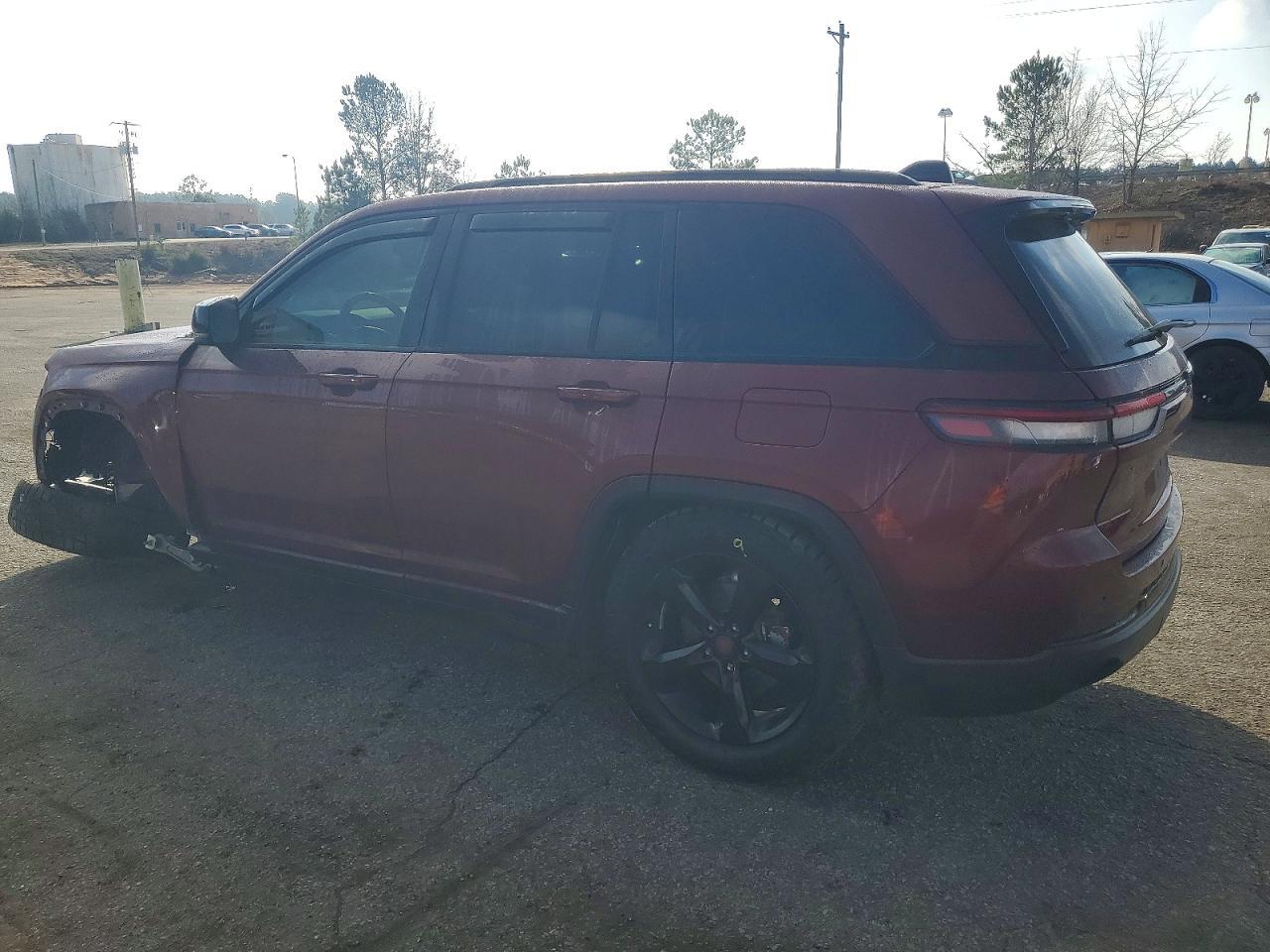 2023 Jeep Grand Cherokee - Фото 2