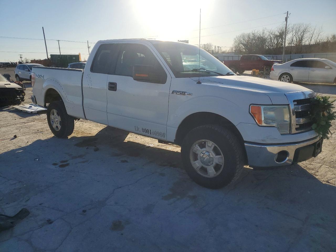 2013 Ford F150 Super Cab - Image 4