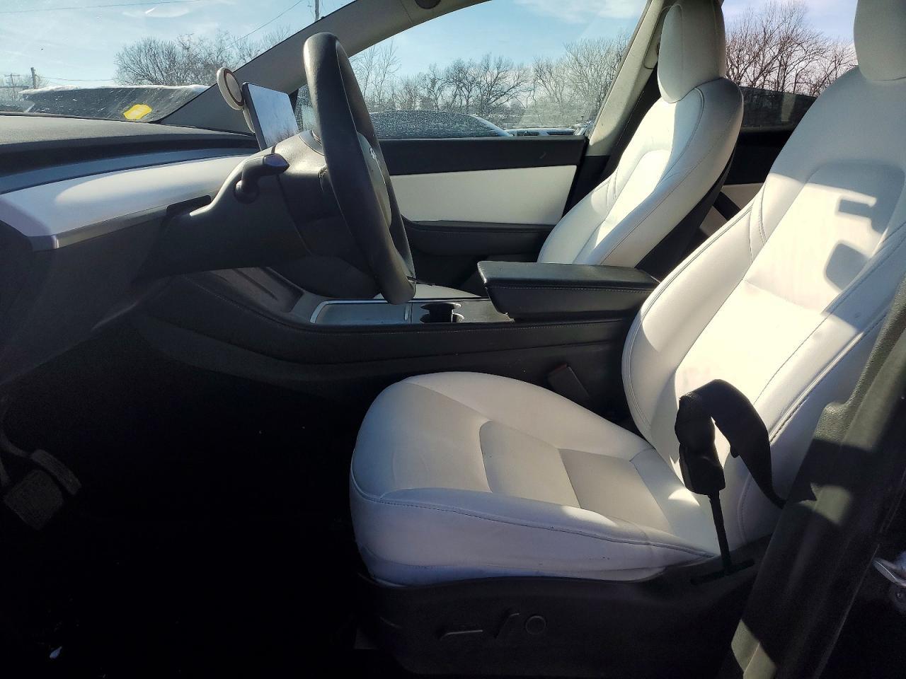 2021 Tesla Model Y - Image 7
