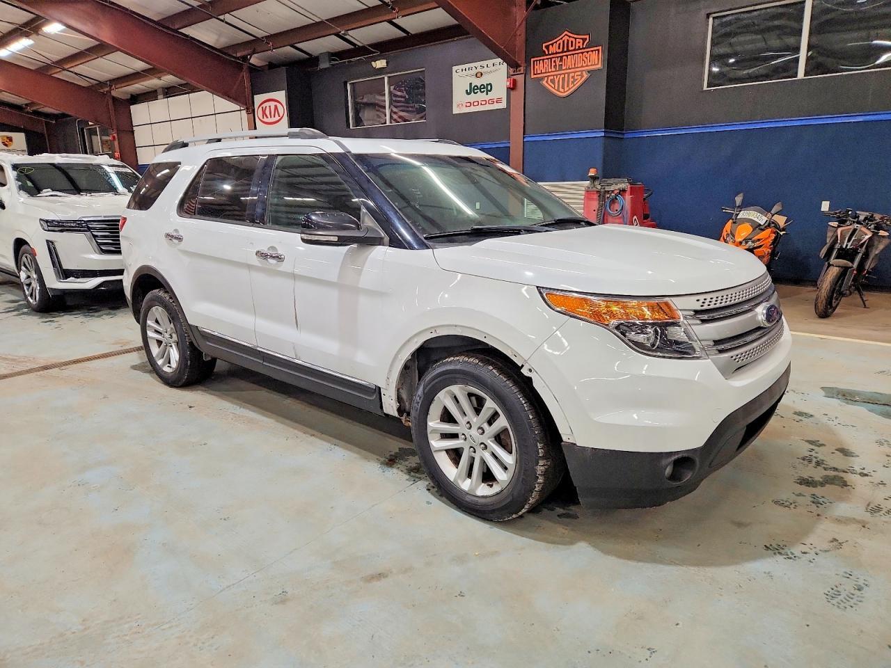 2014 Ford Explorer Xlt - Фото 4