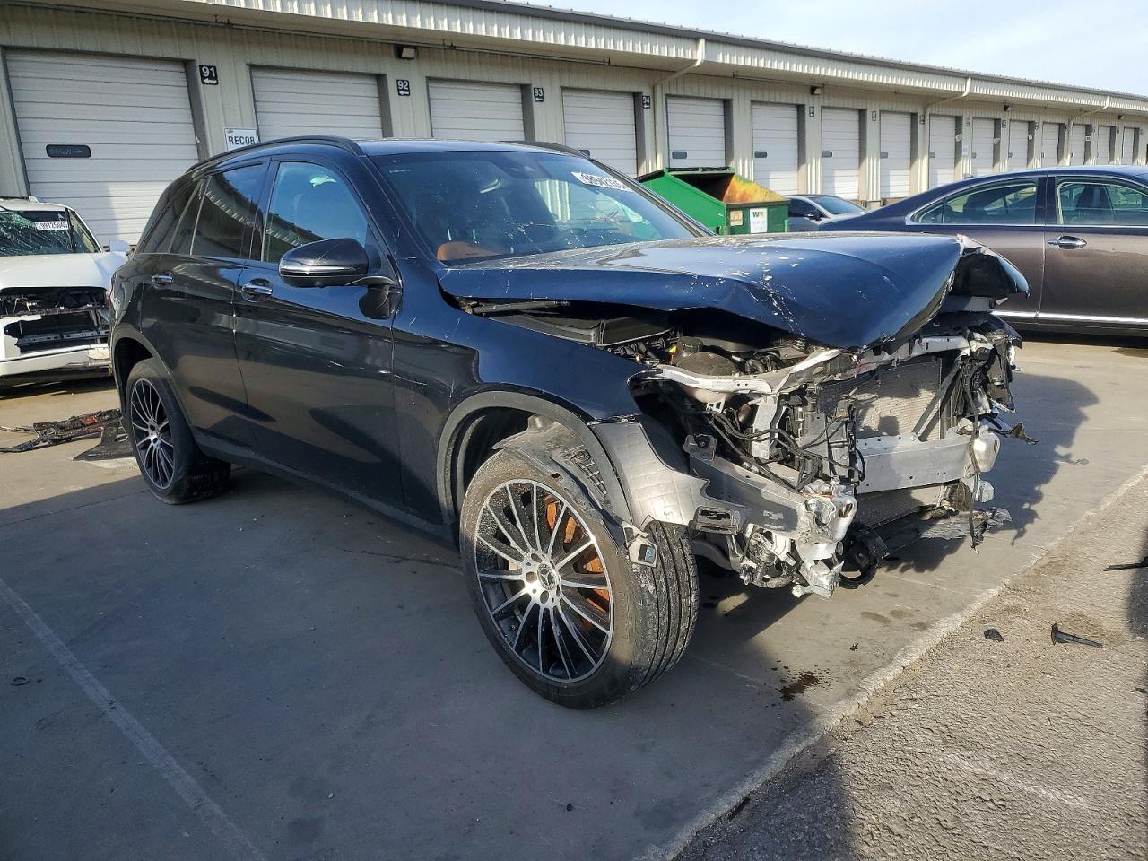2022 Mercedes-Benz Glc 300 - Фото 4