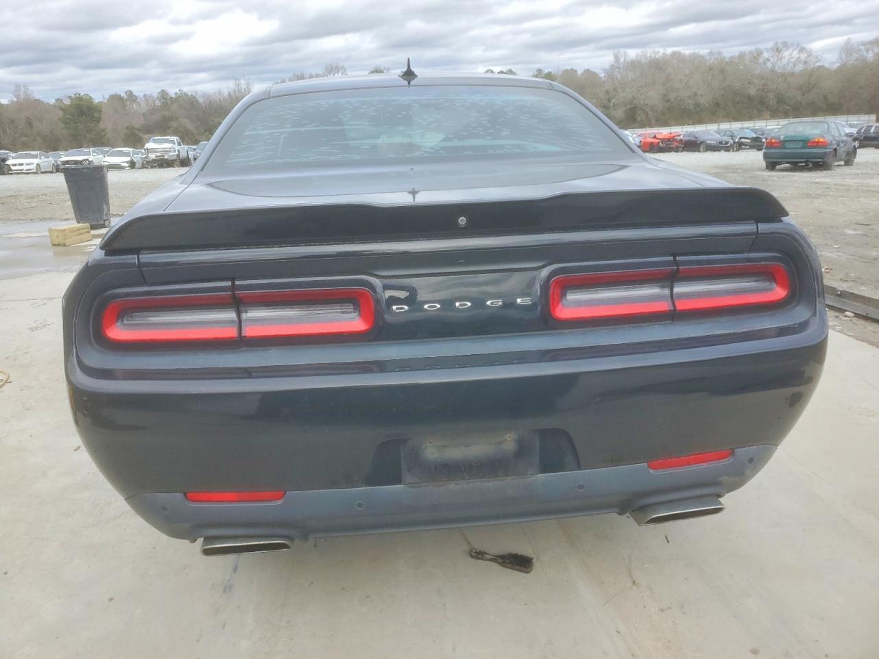 2019 Dodge Challenger R/T - Image 6
