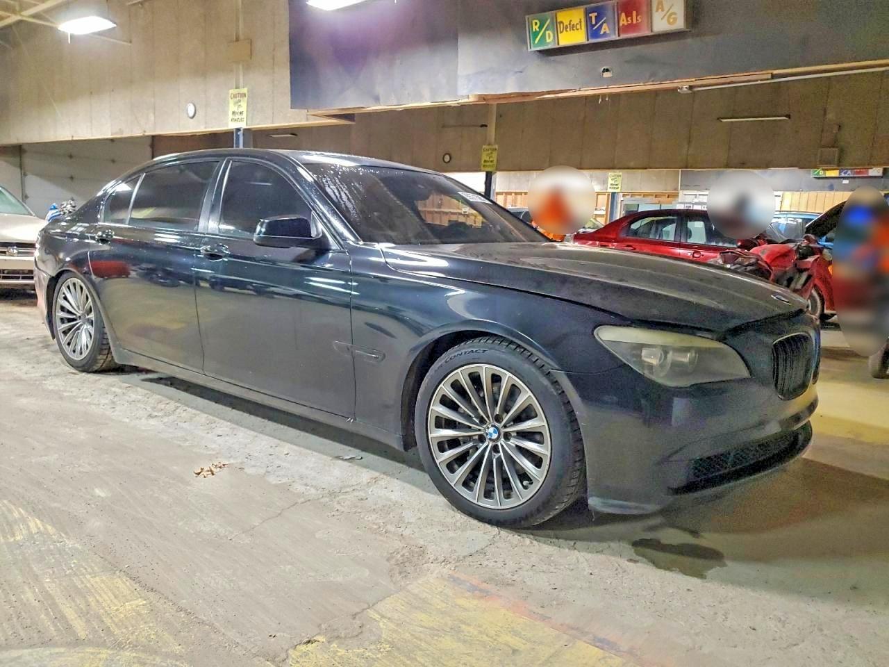 2011 BMW 740 Li - Image 4
