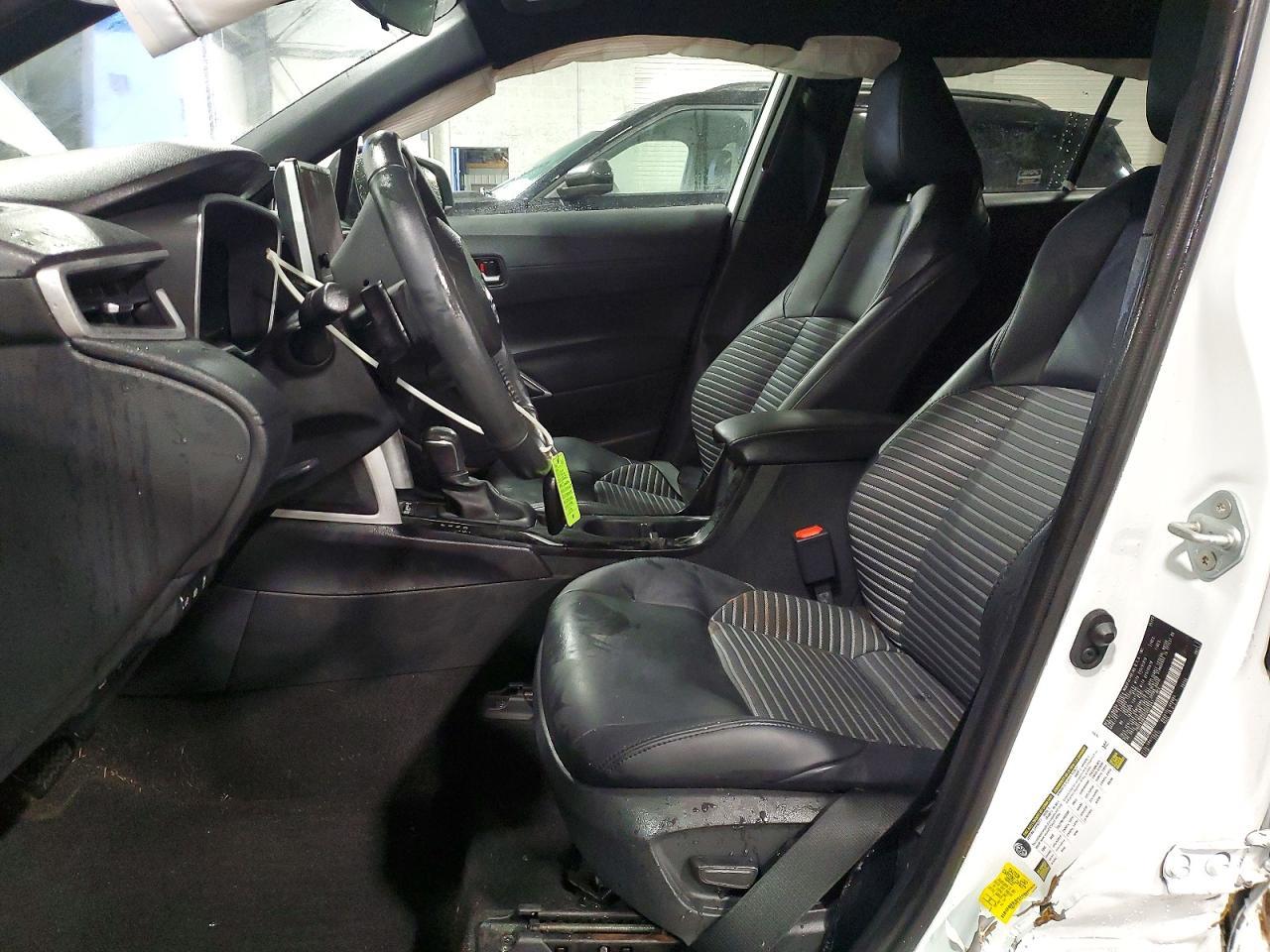 2023 Toyota Corolla Cross Hybrid Xse - Image 7