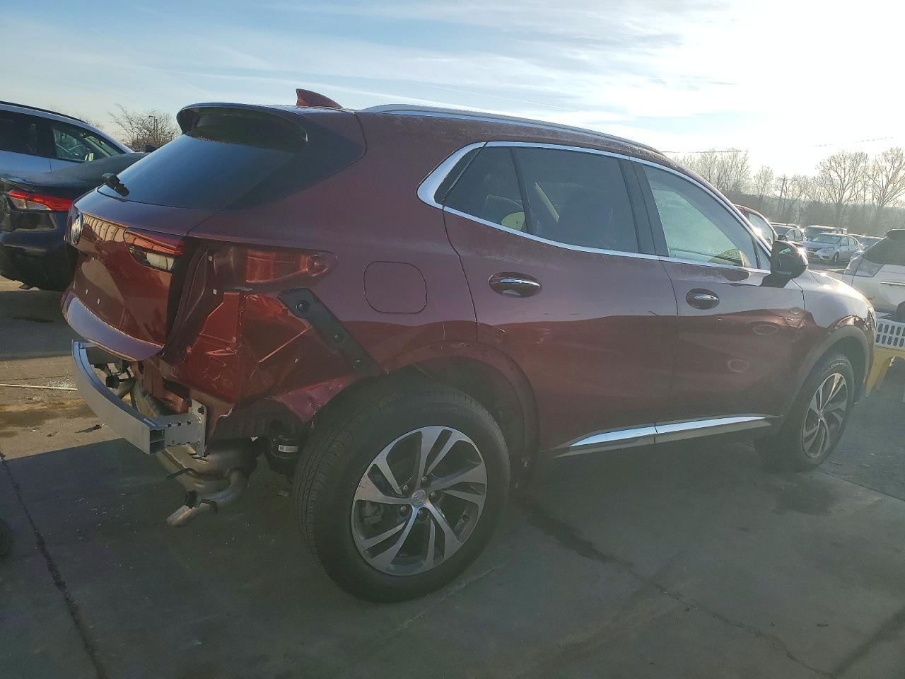 2021 Buick Envision Essence - Фото 3