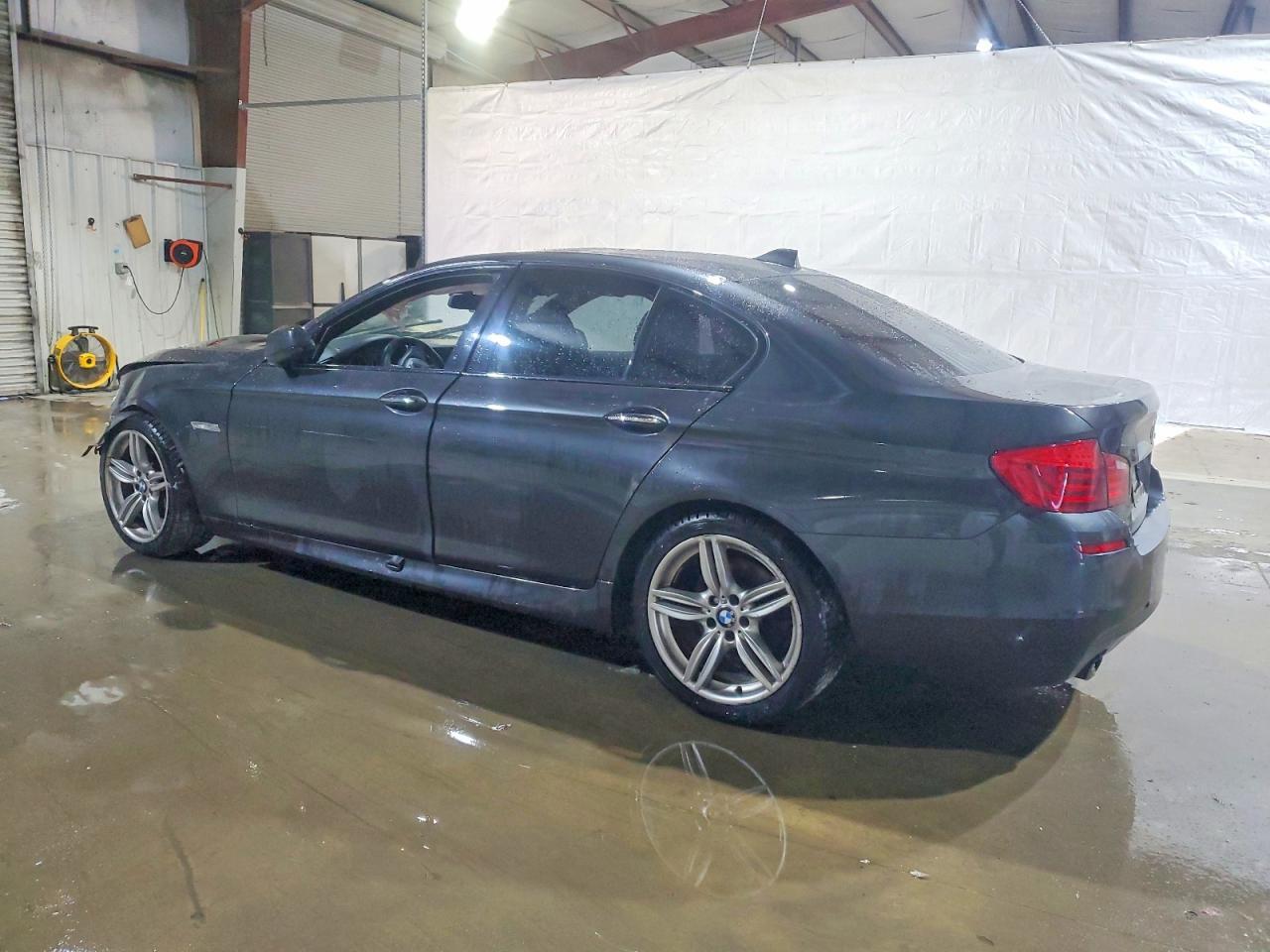 2013 BMW 535 I - Фото 2