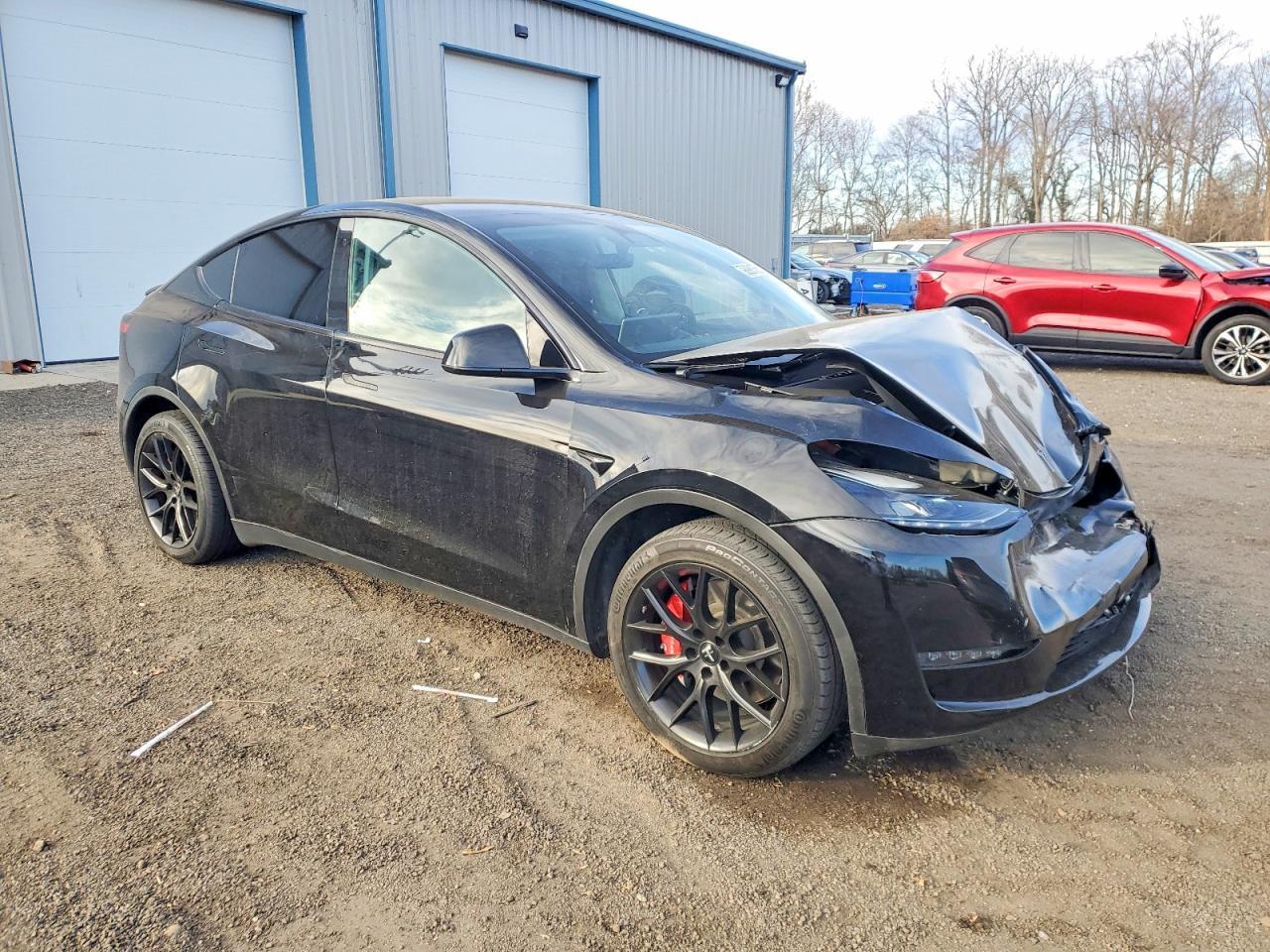 2023 Tesla Model Y - Фото 4
