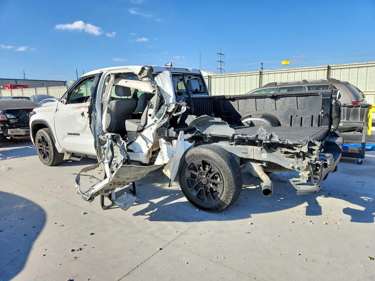2024 Toyota Tundra Crewmax Sr5 - Image 2