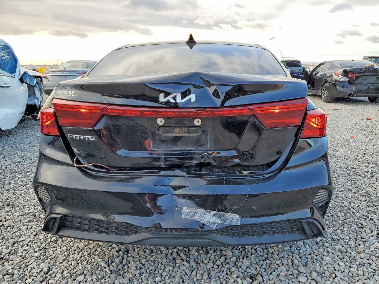 2023 Kia Forte Lx - Image 6