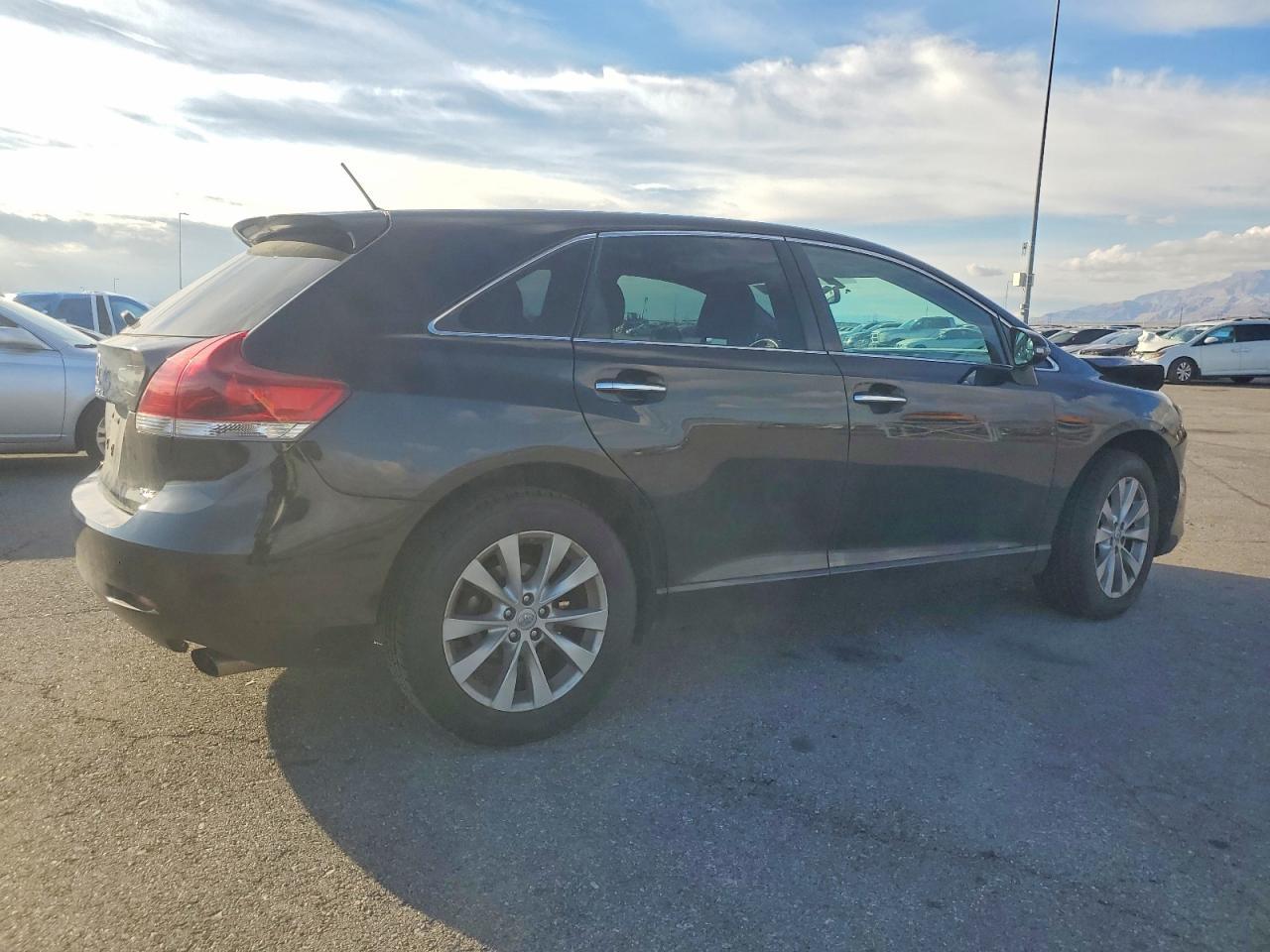 2014 Toyota Venza Le - Фото 3