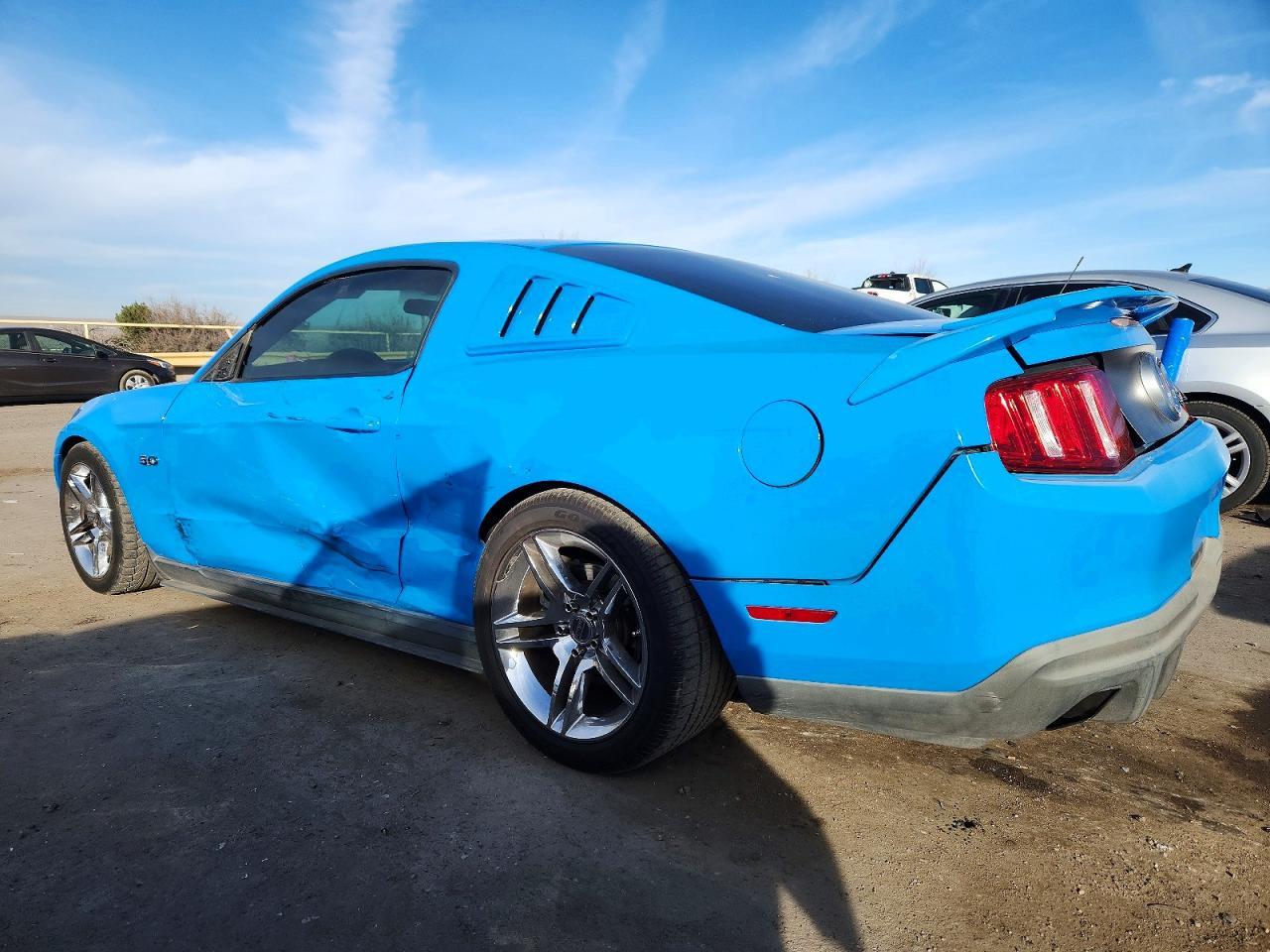 2011 Ford Mustang Gt - Фото 2