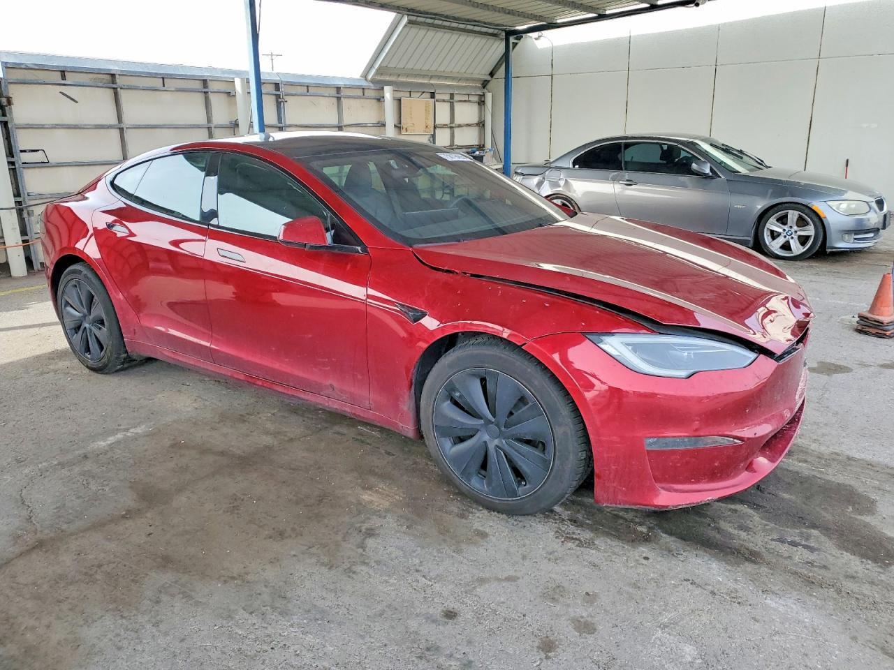 2023 Tesla Model S - Image 4