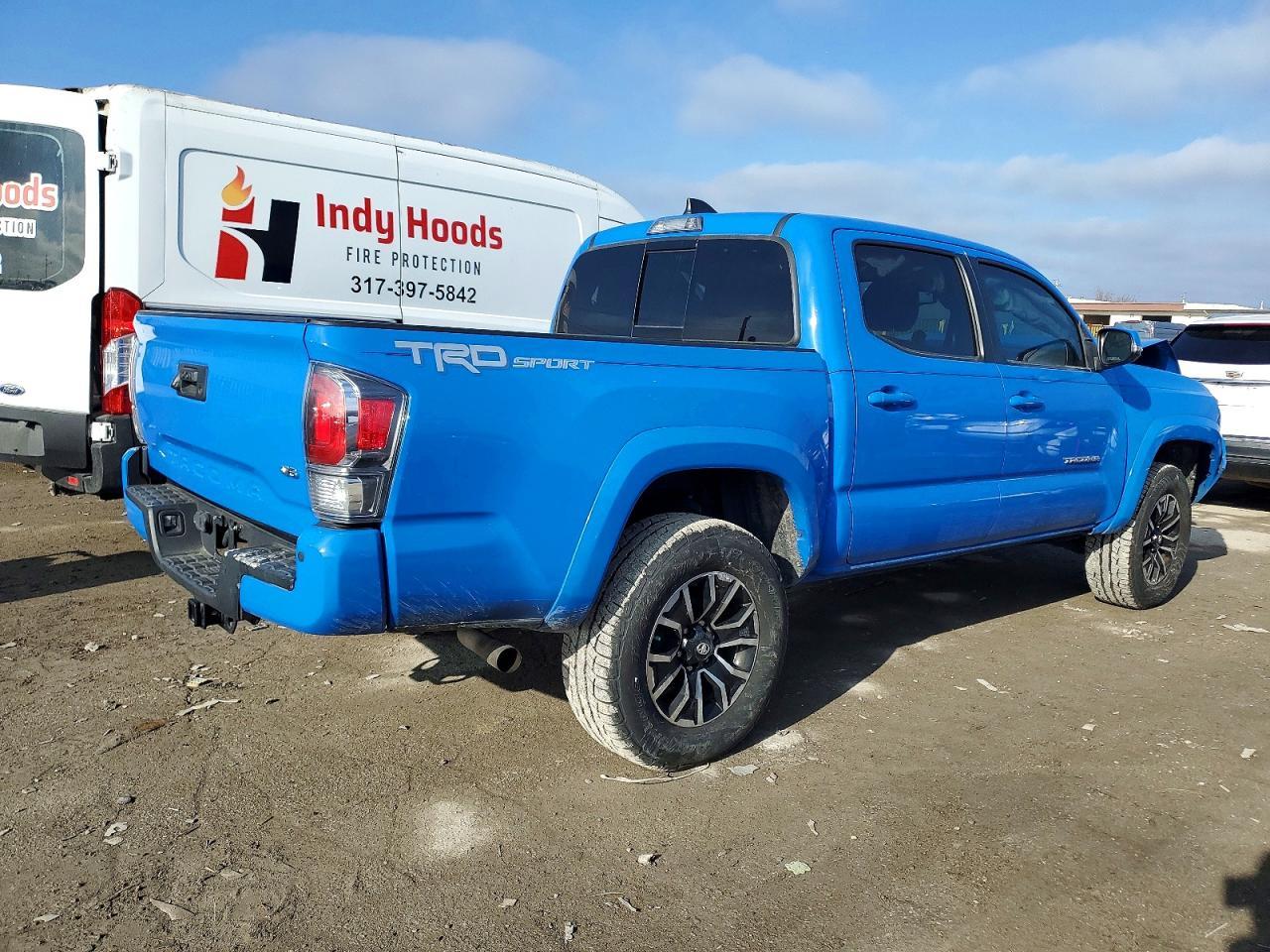 2020 Toyota Tacoma Double Cab - Фото 3