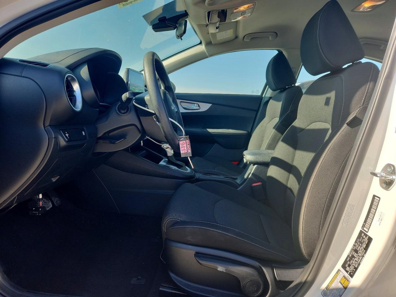 2024 Kia Forte Lxs - Image 7