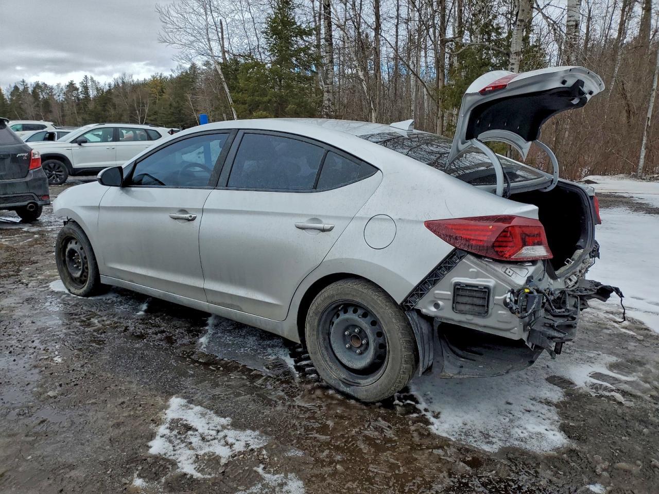 2019 Hyundai Elantra Sel - Фото 2
